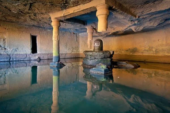 22-kedareshwarcave 1