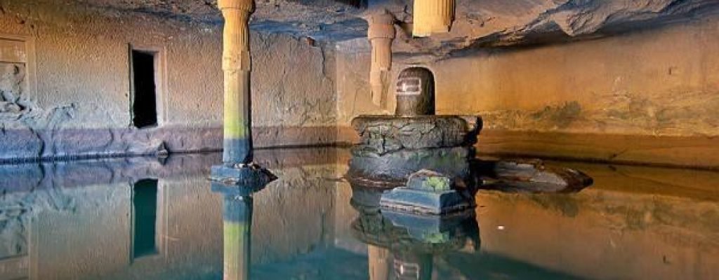 22-kedareshwarcave